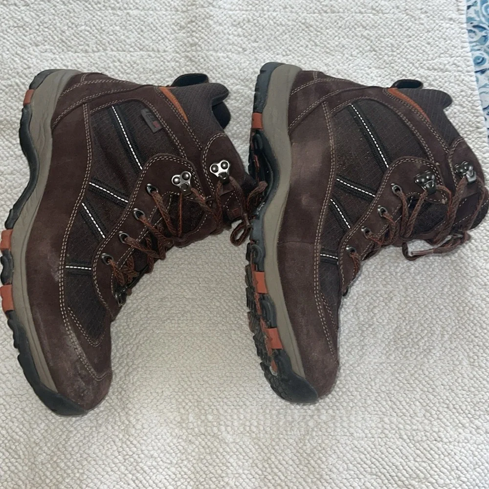 L.L. Bean Men’s Brown Primaloft Boots Size 11 1/2W